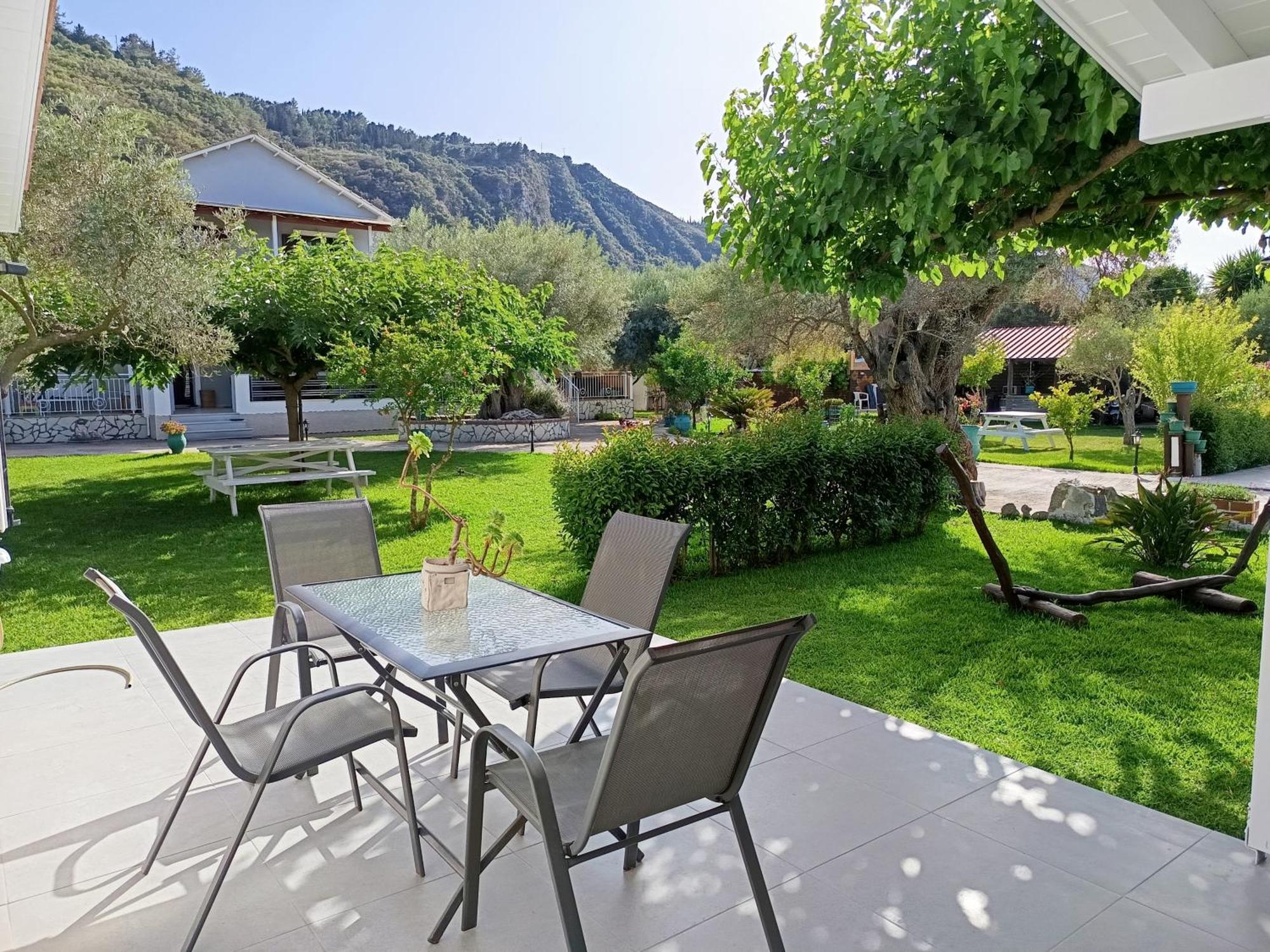 Drosostalia Apartments Lefkada City Exterior foto